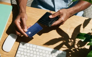 STATIK SmartCard Incognito Review: Is This Wallet Tracker Worth It?